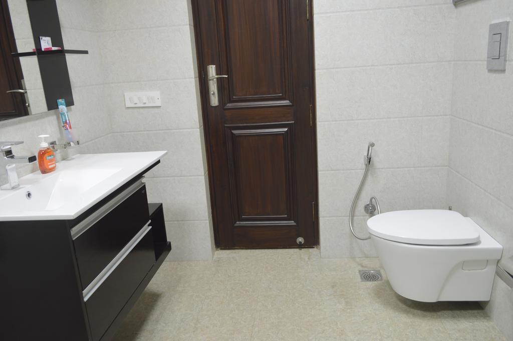 When In Gurgaon - Service Apartments, Near Medanta Medicity Делхи Екстериор снимка