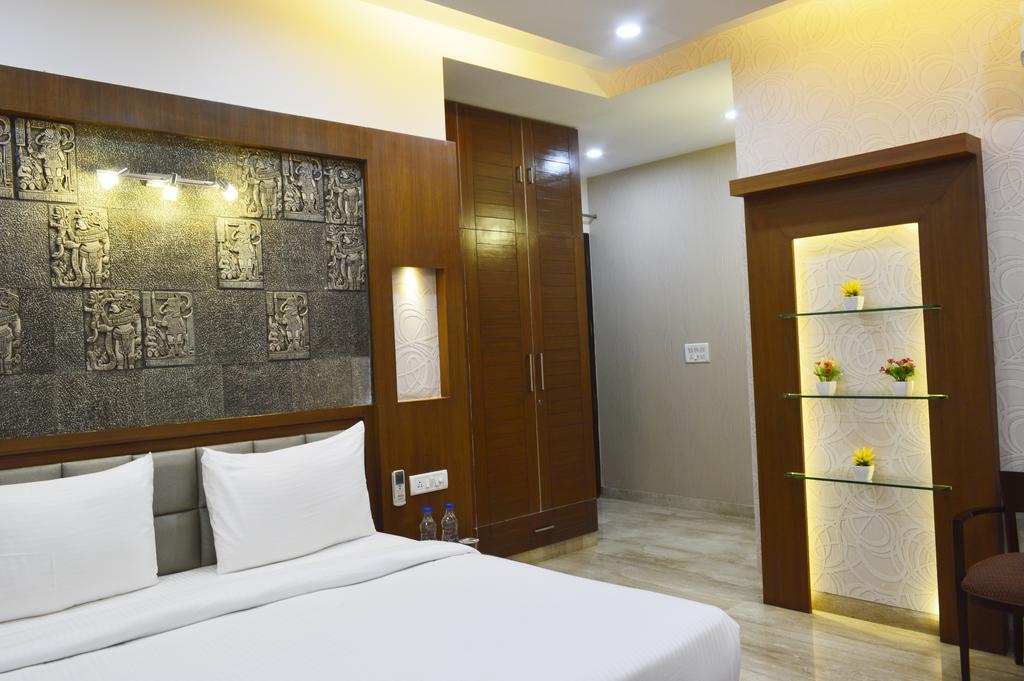 When In Gurgaon - Service Apartments, Near Medanta Medicity Делхи Екстериор снимка